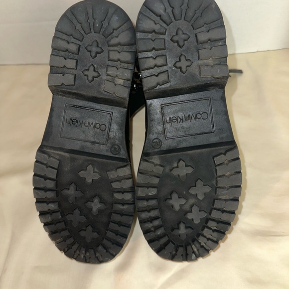 Calvin Klein Black Leather Ankle Boots - Picture 9 of 10